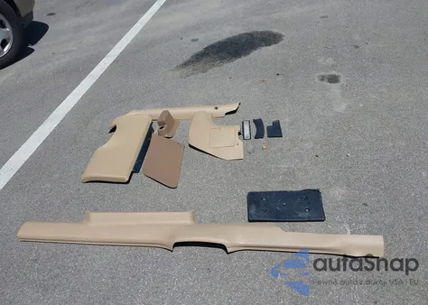 2002 Saturn L-Series L300 из США, поврежденный, VIN 1G8JW54R82Y565720